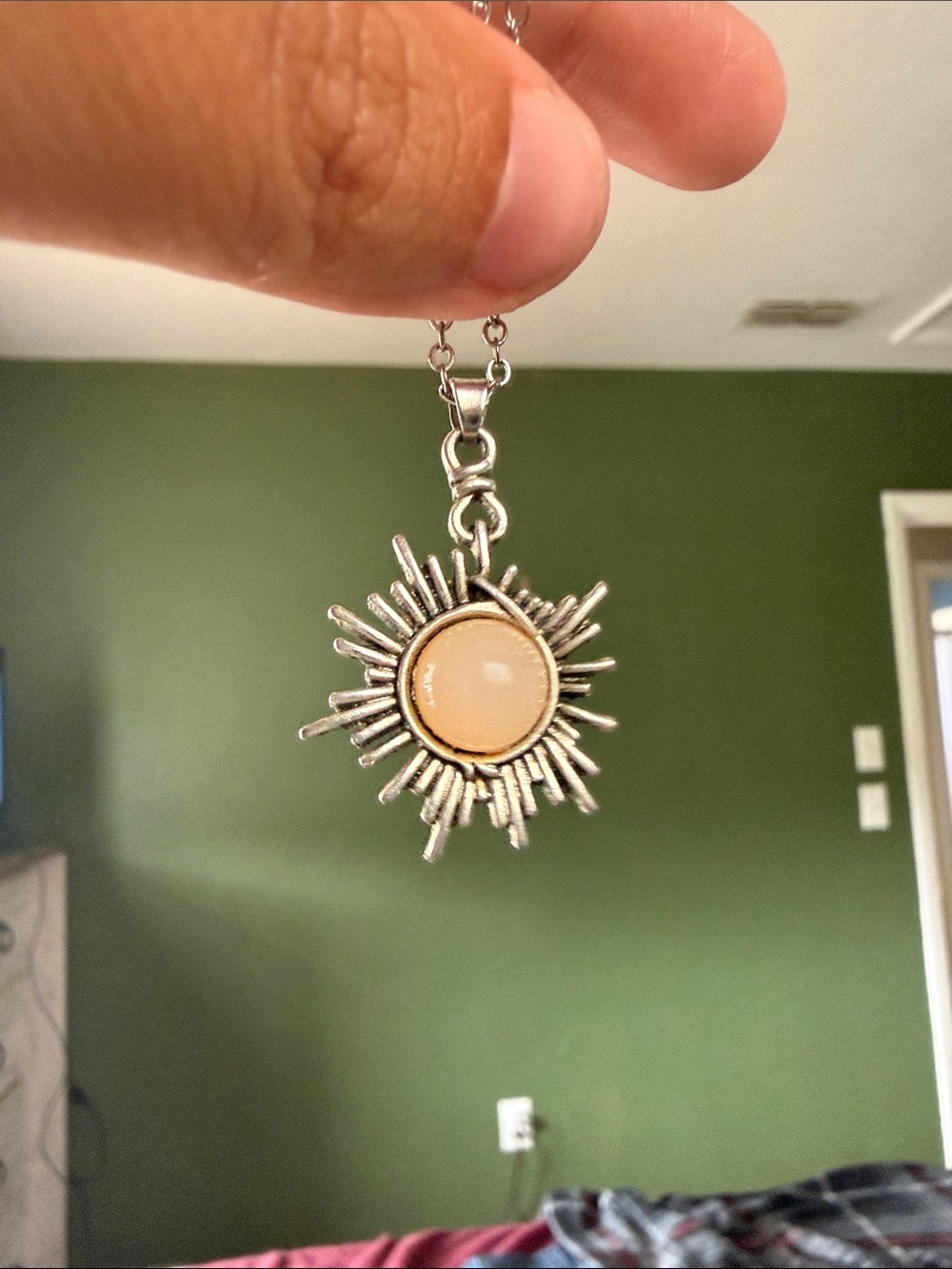 Sunburst Pendant Necklace with Cream Center